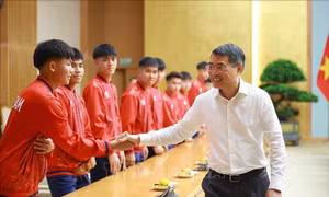 Thủ tướng Lê Minh Hưng: Chức vô địch của U17 Việt Nam là khởi đầu cho những mục tiêu cao hơn