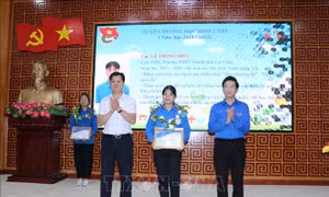 Lai Châu tuyên dương sinh viên 5 tốt, học sinh 3 rèn luyện