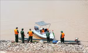 Ngăn chặn 'dòng chảy' đường lậu nơi biên giới Lao Bảo