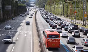 Cam kết giảm khí thải carbon gây khó khăn cho phát triển công nghiệp Hàn Quốc