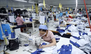 Doanh nghiệp tìm cơ hội trong khó khăn