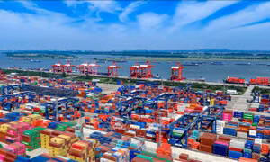 Kinh tế ASEAN+3 trước áp lực kép từ giá dầu và gián đoạn chuỗi cung ứng