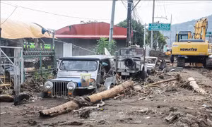 Điện thăm hỏi Philippines sau cơn bão Trà Mi