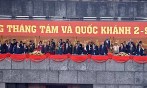 Lễ chào cờ lịch sử kỷ niệm 80 năm Quốc khánh 2/9