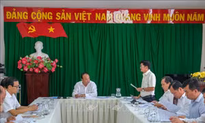 Góp ý hoàn thiện dự thảo Báo cáo chính trị trình Đại hội Đảng bộ thành phố Cần Thơ 