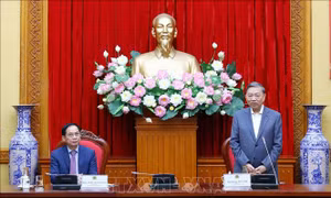 Góp phần đưa Việt Nam ngày càng hội nhập sâu rộng với quốc tế