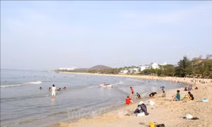 Khởi công chỉnh trang khu vực bãi biển đá Ông Địa