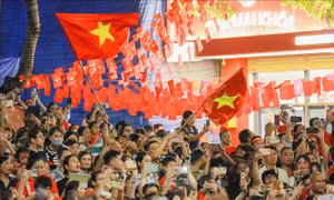 Du khách quốc tế ấn tượng về sự gắn kết cộng đồng, niềm tự hào của người Việt Nam