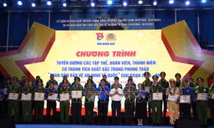 Tôn vinh những thanh niên, phụ nữ tiêu biểu
