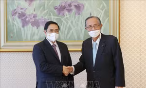 Thủ tướng Phạm Minh Chính hội kiến với Chủ tịch Hạ viện Nhật Bản