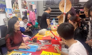 Ngày tôn vinh Tiếng Việt 8/9: Tình yêu với ngôn ngữ Việt tại Malaysia