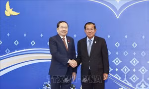 Phiên họp lần thứ 11 của IPTP: Chủ tịch Quốc hội Trần Thanh Mẫn và các Trưởng đoàn chào xã giao lãnh đạo Campuchia