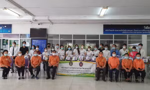 Thái Lan: Kiều bào tỉnh Udon Thani chia sẻ khó khăn với lưu học sinh Việt Nam