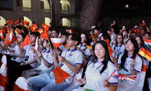 Phát huy lòng yêu nước, tinh thần tự hào dân tộc tới các thế hệ thanh niên kiều bào