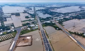 Trục cao tốc Bắc- Nam phía Đông chính thức nối thông: Không gian phát triển mới