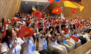 Trại hè Việt Nam 2025: Tuổi trẻ kiều bào chung tay 'viết tiếp câu chuyện hòa bình'