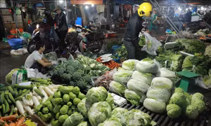 Gỡ vướng trong quản lý và phát triển chợ tại Hà Nội