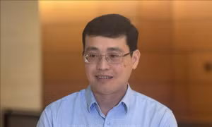  Tạo khuôn khổ thể chế bền vững, phân quyền mạnh mẽ để tháo gỡ điểm nghẽn phát triển