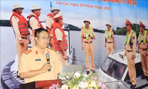 Hình thành nếp sống văn hóa khi tham gia giao thông đường thủy nội địa