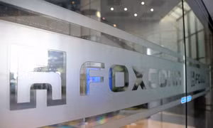 Foxconn tham gia chế tạo buồng lái thông minh cho ô tô