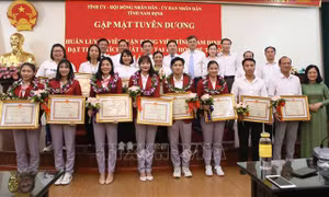 Nam Định: Tuyên dương các HLV, VĐV đạt thành tích cao tại SEA Games 32