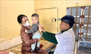 'Cánh tay nối dài' chăm sóc sức khỏe nhân dân vùng biên giới