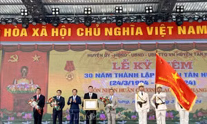 Xây dựng huyện biên giới Tân Hưng trở thành vùng đất trù phú, phát triển ổn định