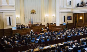 Tổng thống Bulgaria giải tán quốc hội và chỉ định chính phủ lâm thời