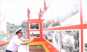 Tái hiện hành trình 71 năm rực rỡ của thành phố Cảng qua ống kính