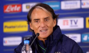  HLV Mancini đề nghị học trò 'trình diễn' trên sân Wembley 