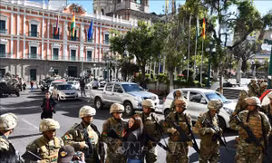 Nhóm vũ trang ở Bolivia chiếm cơ sở quân sự và bắt giữ một số binh sĩ