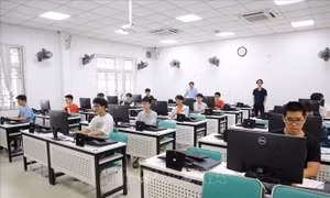 Giải bài toán công nghệ Việt từ liên kết 3 nhà