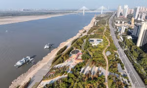 Vũ Hán (Trung Quốc) biến các khu vực công nghiệp ven sông thành không gian đô thị xanh