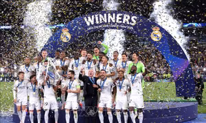 Real Madrid - CLB bóng đá đầu tiên vượt mốc doanh thu 1 tỷ euro/năm