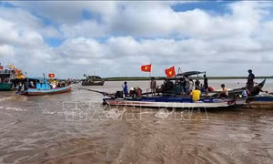 Lễ hội Nghinh Ông của người dân vùng biển Bạc Liêu