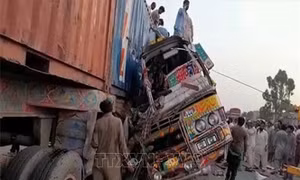Tai nạn nghiêm trọng ở Pakistan, Ấn Độ khiến hàng chục người thương vong