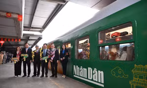 Báo Nhân Dân ra mắt 'Chuyến tàu hạnh phúc': Hành trình nhân văn chào Xuân mới