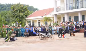 Xây dựng tuyến biên giới Việt Nam - Campuchia an toàn, không có tội phạm và tệ nạn ma túy