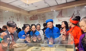 Chuyển hóa di sản thành nguồn lực phát triển công nghiệp văn hóa