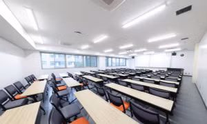 Nhật Bản: Các trường đại học mở rộng chỉ tiêu tuyển sinh nữ giới trong ngành khoa học