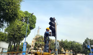 TP Hồ Chí Minh lắp thêm đèn tín hiệu rẽ phải để giảm ùn tắc tại các nút giao