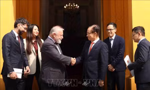 Bộ trưởng Ngoại giao Lê Hoài Trung tiếp Đại sứ Cộng hòa Séc