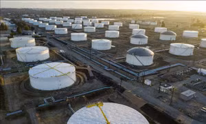 EIA điều chỉnh hạ dự báo giá dầu Brent năm 2023