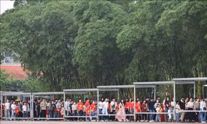 Hơn 1 triệu lượt người đến viếng Lăng Chủ tịch Hồ Chí Minh trong 6 tháng đầu năm 2026