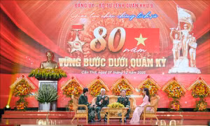 Giao lưu nhân chứng lịch sử 80 năm vững bước dưới Quân kỳ