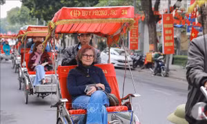 Du lịch Hà Nội doanh thu hơn 2.000 tỷ đồng trong dịp Tết Dương lịch