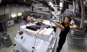 Việt Nam khẳng định vai trò là trung tâm sản xuất điện tử quan trọng trong khu vực