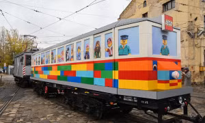 Budapest chào đón chiếc xe điện LEGO đầu tiên trên thế giới