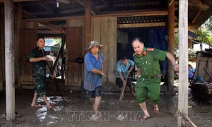 Tình quân dân nơi lũ chồng lũ