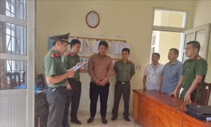 Tuyên Quang: Khởi tố đối tượng tổ chức cho người khác trốn sang nước ngoài